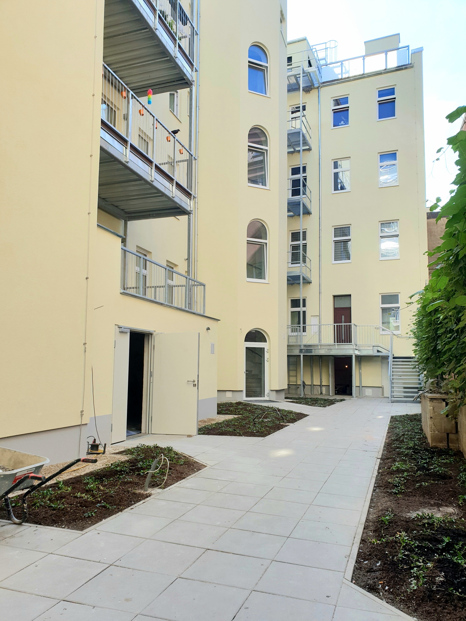 Schönbrunner Straße 219